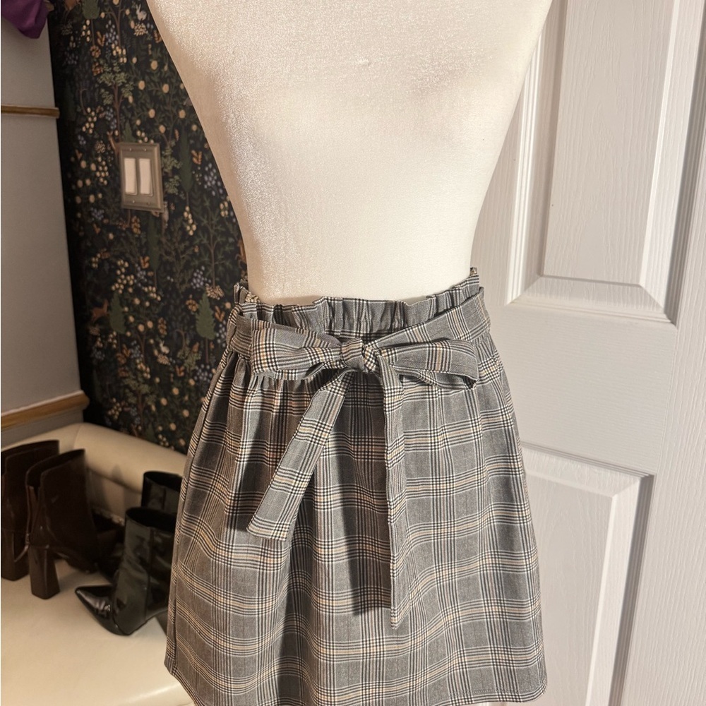La Hearts Gray Plaid Paper Bag Mini Skirt with Bow​
